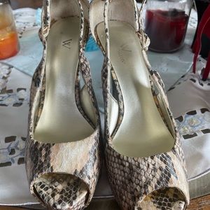 Worthington woman size 8.5 heels